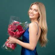 Букет из красных роз &laquo;Огонёк &raquo; 0