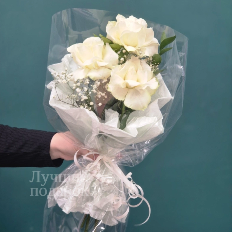Букет из белых роз &laquo;Туман&raquo;