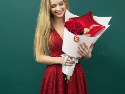 Букет из красных французских роз «Звезда»