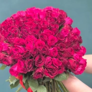 101 красная роза &laquo;Любушка&raquo; 1