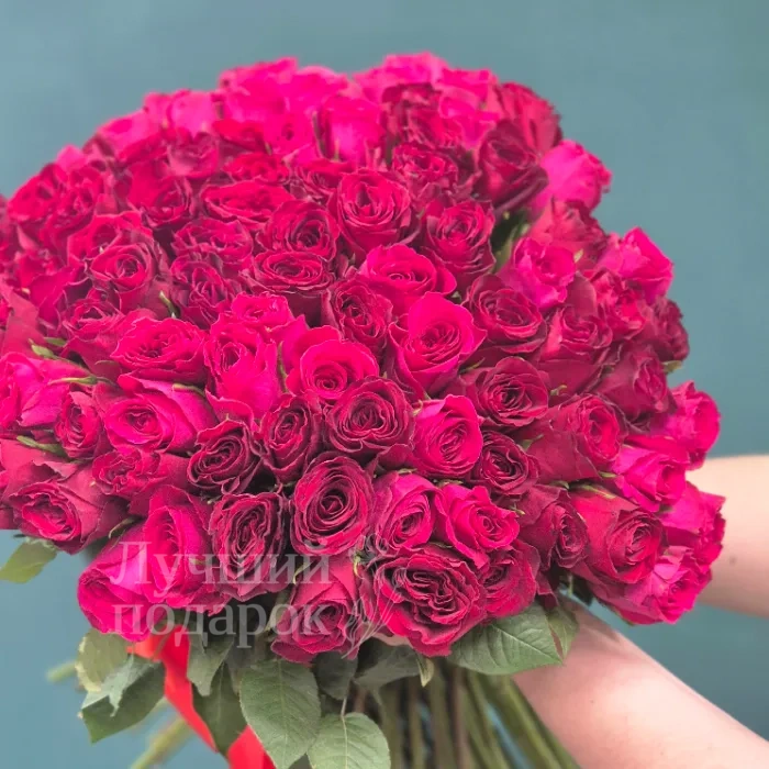 101 красная роза &laquo;Любушка&raquo;