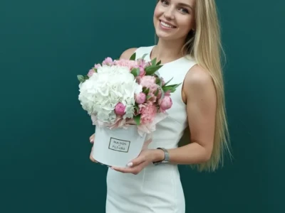 Композиция в коробке «Благодать»