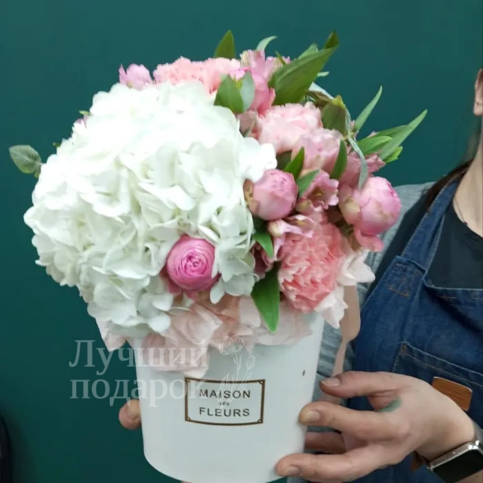 Композиция в коробке &laquo;Благодать&raquo;