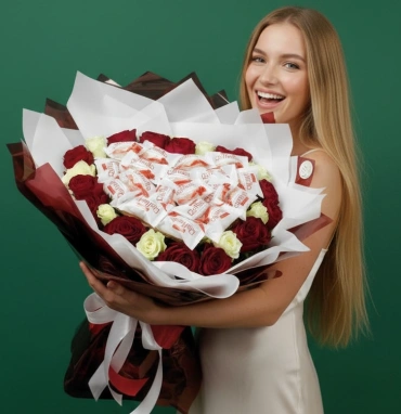 Букет  в форме сердца «Любовь и коварство»