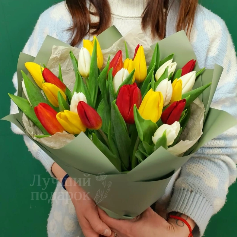 Тюльпаны &laquo;8 марта&raquo;