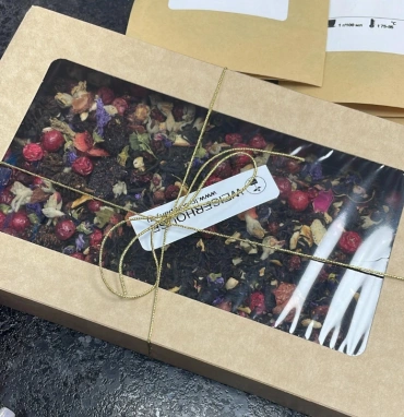 Чай WEISERHAUSE в подарочной коробке большой