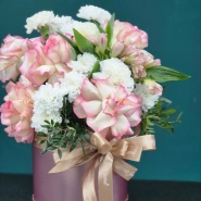 Композиция в шляпной коробке &laquo;Магнетизм&raquo; 2