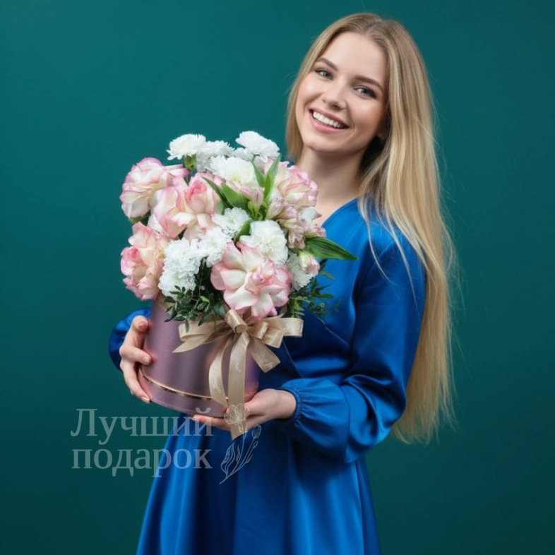 Композиция в шляпной коробке &laquo;Магнетизм&raquo;