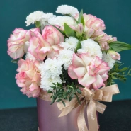 Композиция в шляпной коробке &laquo;Магнетизм&raquo; 4