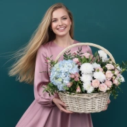 Композиция в корзине &laquo;Сюрприз" 0