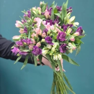 Букет из альстромерии &laquo;Птица счастья&raquo; 1