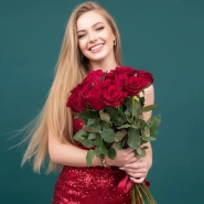 Красные розы &laquo;Бархат&raquo; 0