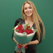 Красные французские розы &laquo;Прикосновение Франции &raquo; 0