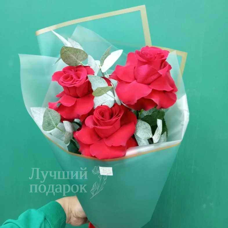 Букет из красных роз &laquo;Заря&raquo;