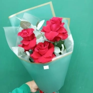 Букет из красных роз &laquo;Заря&raquo; 1