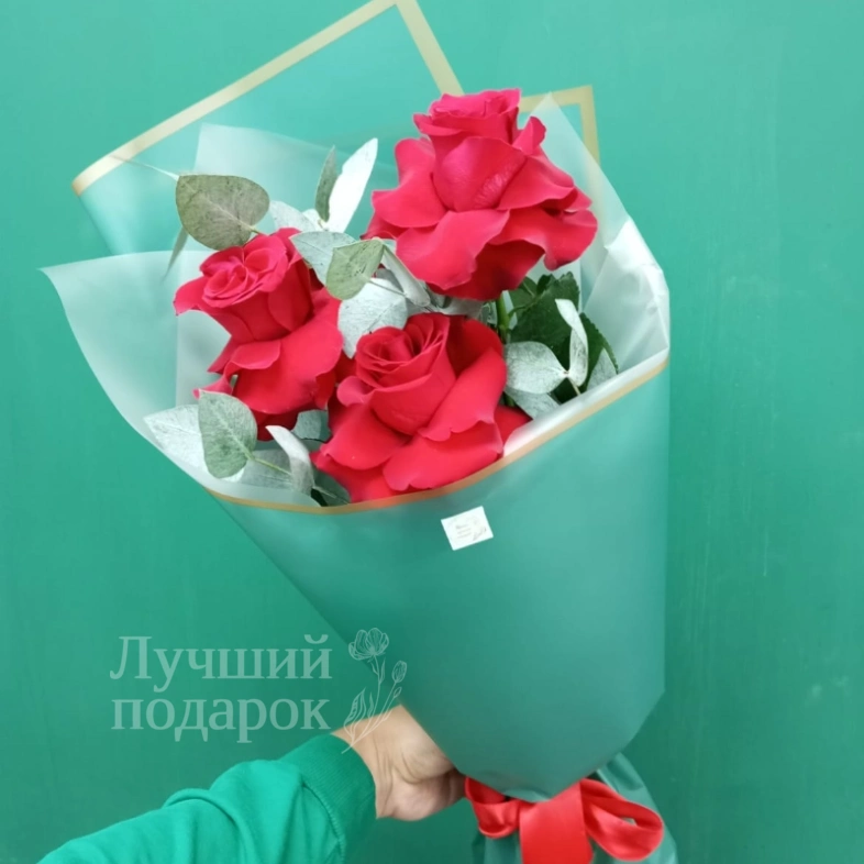 Букет из красных роз &laquo;Заря&raquo;