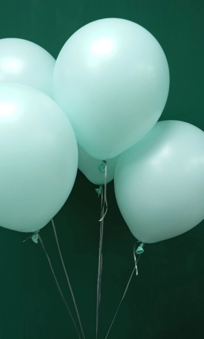 Воздушные шары голубые