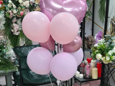 Фонтан из воздушных шаров  «Пастель»