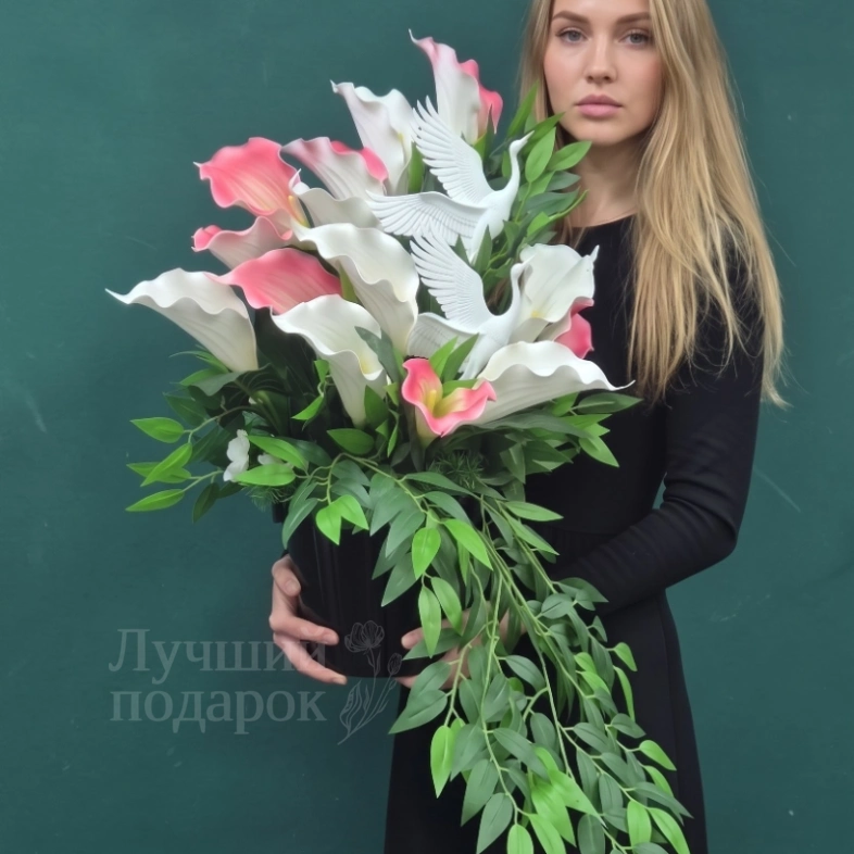 Премиальная траурная композиция &laquo;Каллы&raquo;