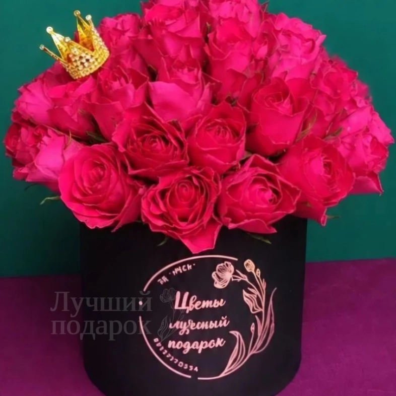 Композиция в шляпной коробке &laquo;Королева&raquo;